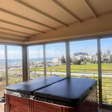 Stunning With Ocean Views And Private Sauna