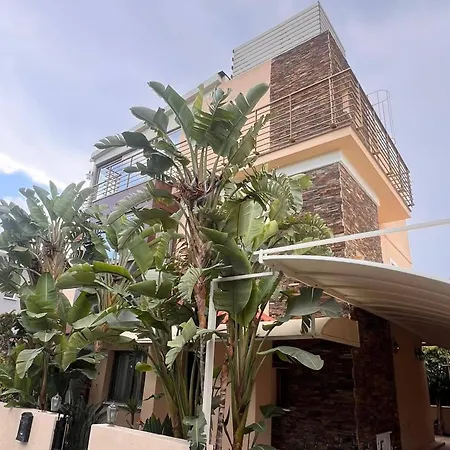 Stunning With Ocean Views And Private Sauna *
